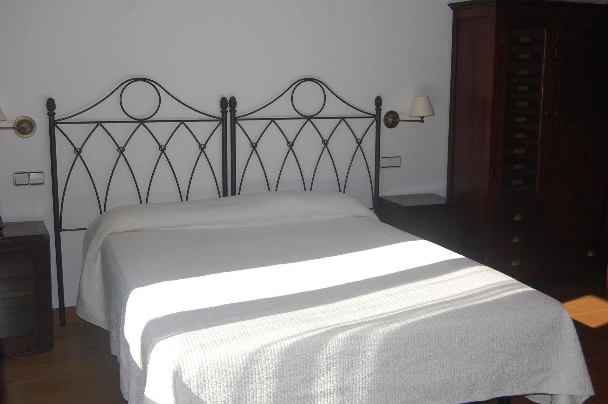 Hotel Moli De La Torre Bigues I Riells Eksteriør bilde
